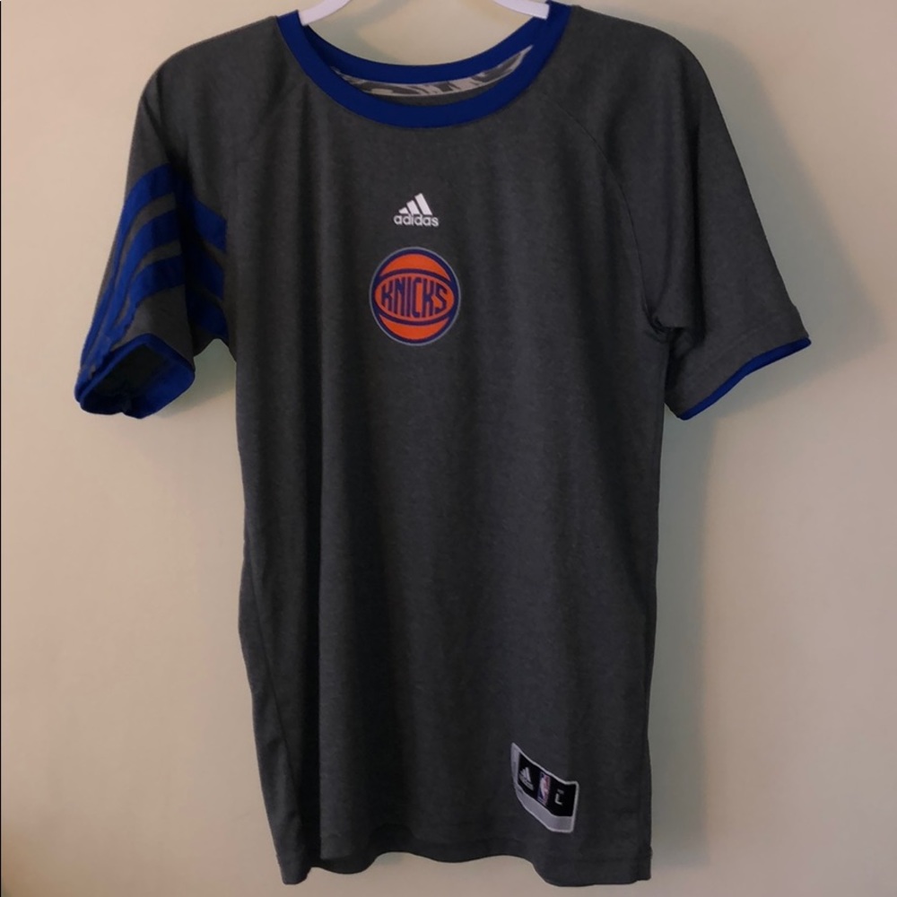 New York Knicks T Shirt !